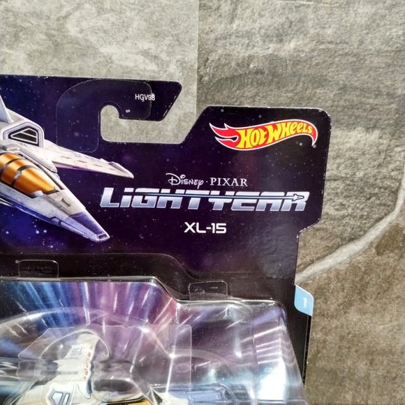 Hot Wheels Disney Pixar Lightyear XL-15 Starship Vehicle NIB - Picture 5 of 5